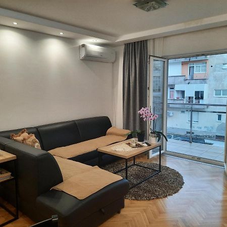 Apartmán Apartman Nk Nikšić Exteriér fotografie