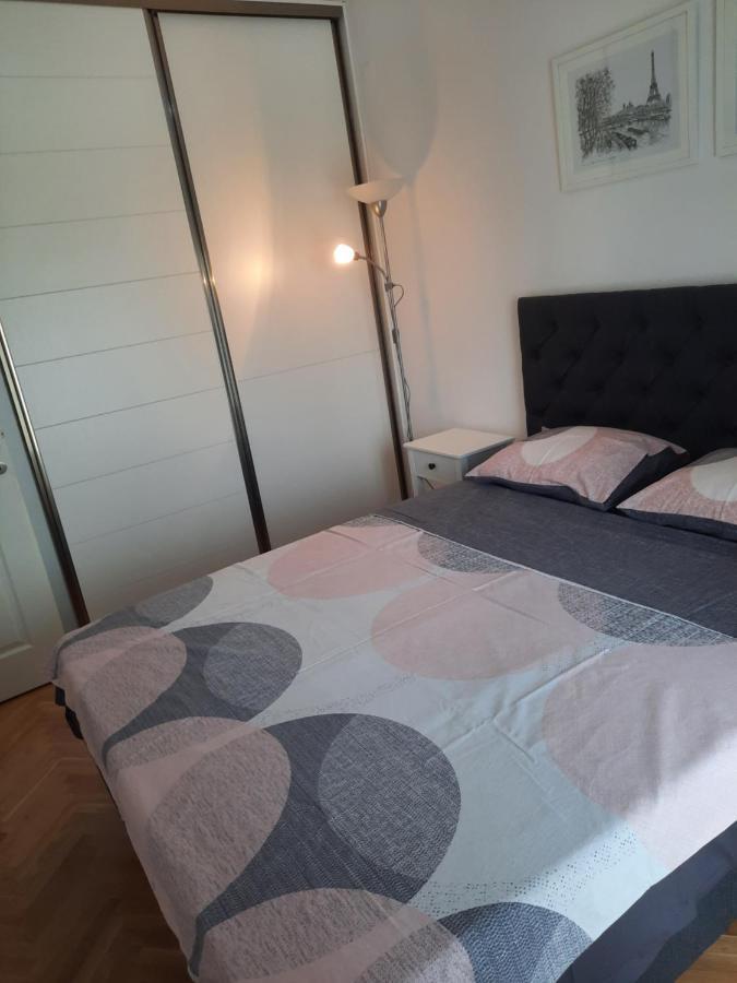 Apartmán Apartman Nk Nikšić Exteriér fotografie