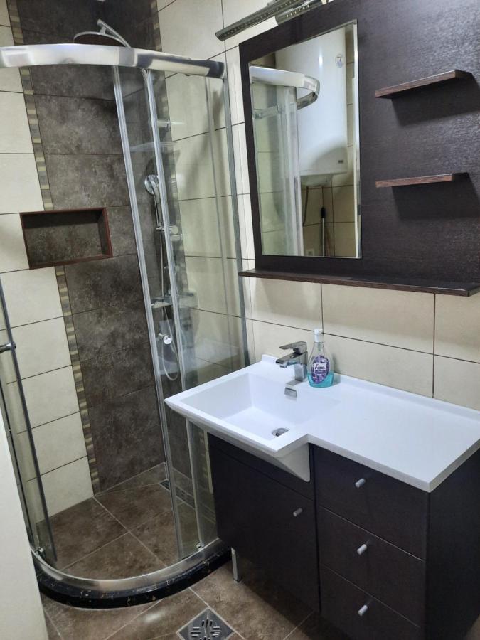 Apartmán Apartman Nk Nikšić Exteriér fotografie