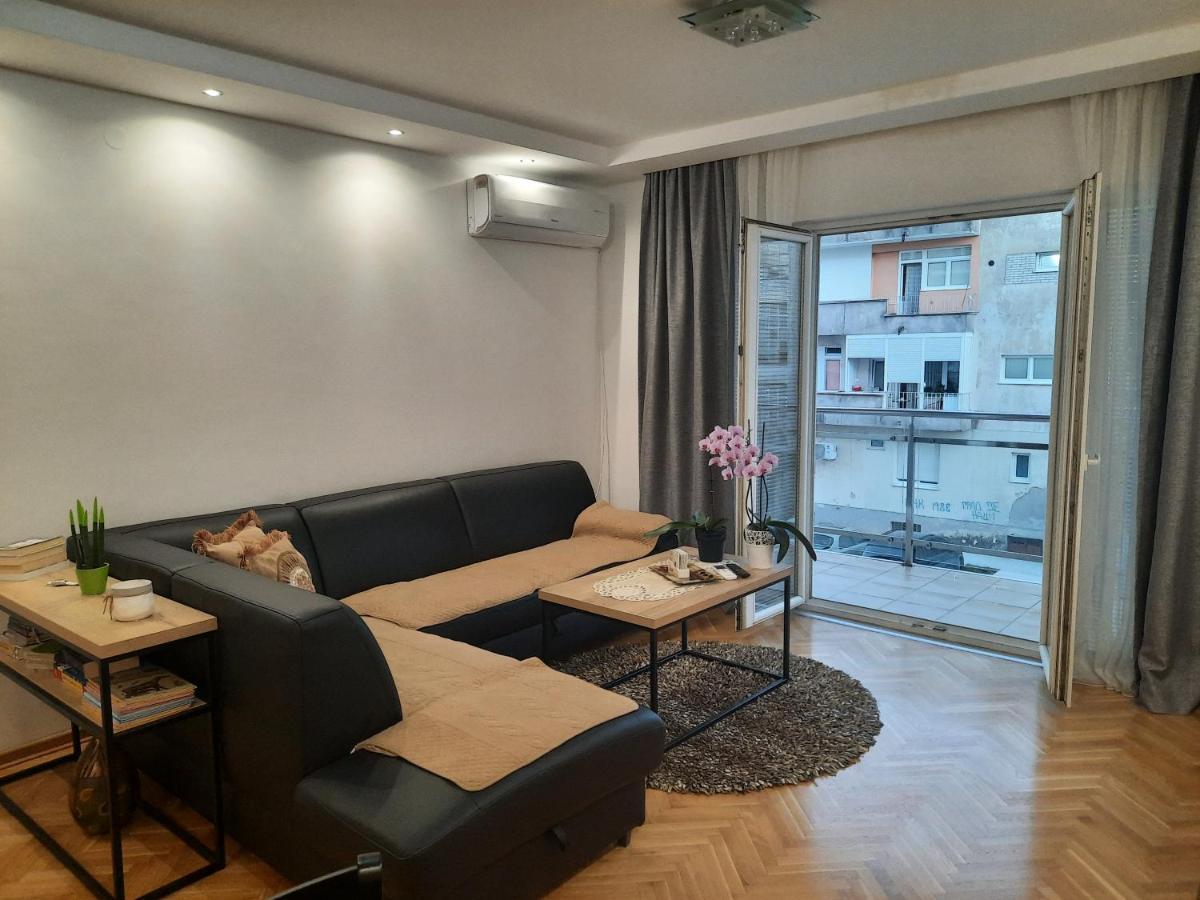 Apartmán Apartman Nk Nikšić Exteriér fotografie